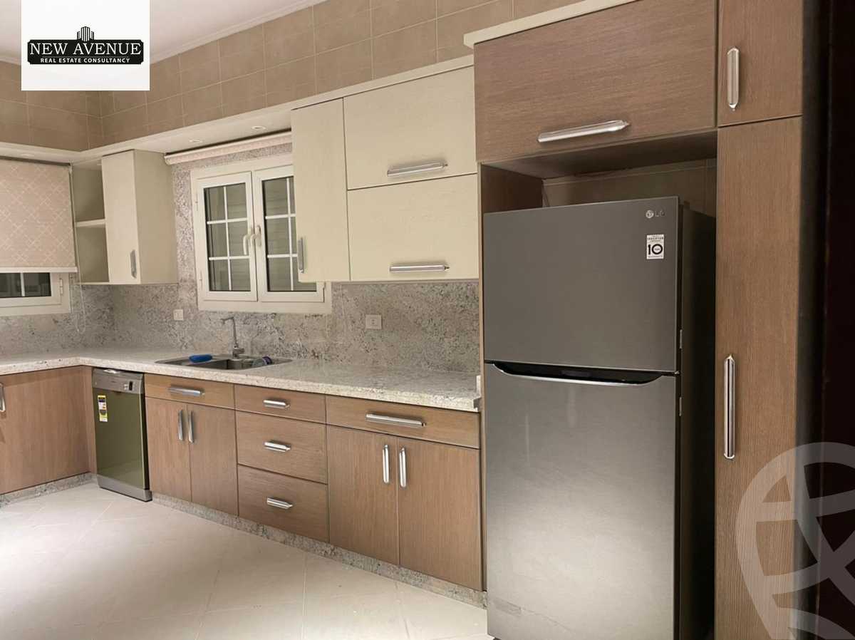 https://aqarmap.com.eg/ar/listing/6425747-for-rent-cairo-new-cairo-compounds-hyde-park-centre-ville-hyde-park