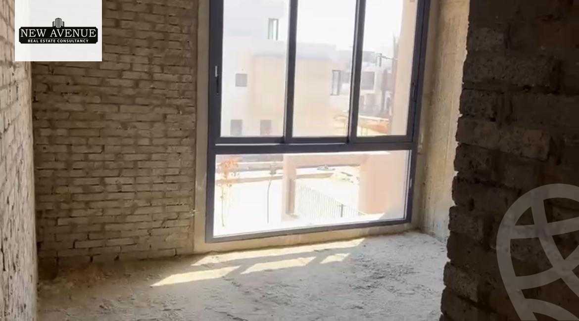 https://aqarmap.com.eg/en/listing/6426015-for-sale-cairo-el-shorouk-compounds-al-burouj-compound-imkan