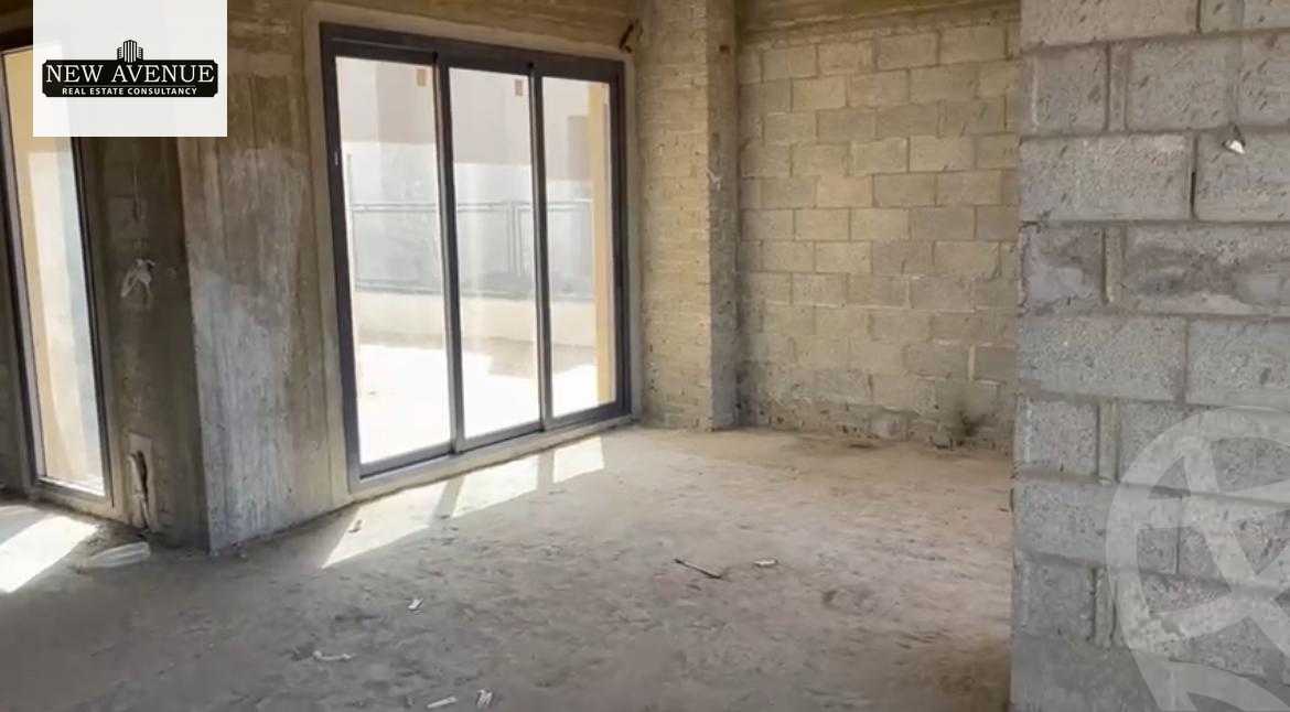 https://aqarmap.com.eg/en/listing/6426015-for-sale-cairo-el-shorouk-compounds-al-burouj-compound-imkan