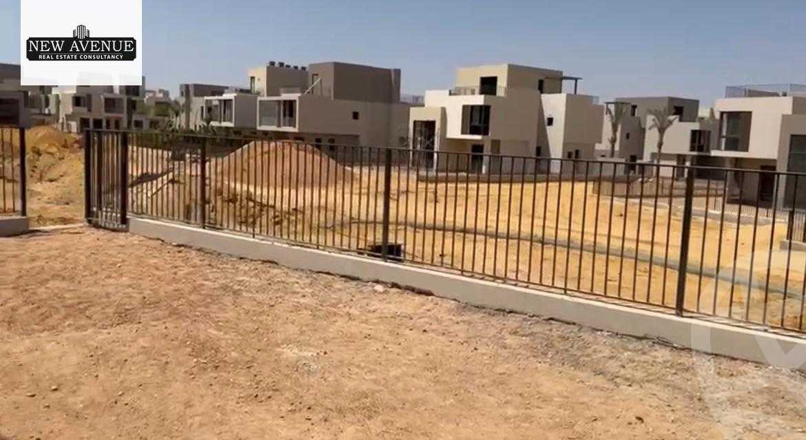 https://aqarmap.com.eg/en/listing/6426015-for-sale-cairo-el-shorouk-compounds-al-burouj-compound-imkan