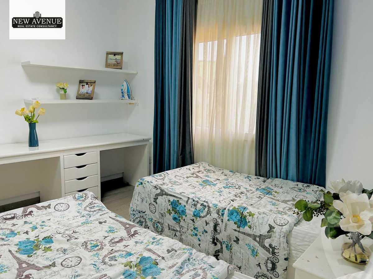 https://aqarmap.com.eg/ar/listing/6432914-for-sale-cairo-new-cairo-compounds-mivida-mivida-greens-6-parcel-22