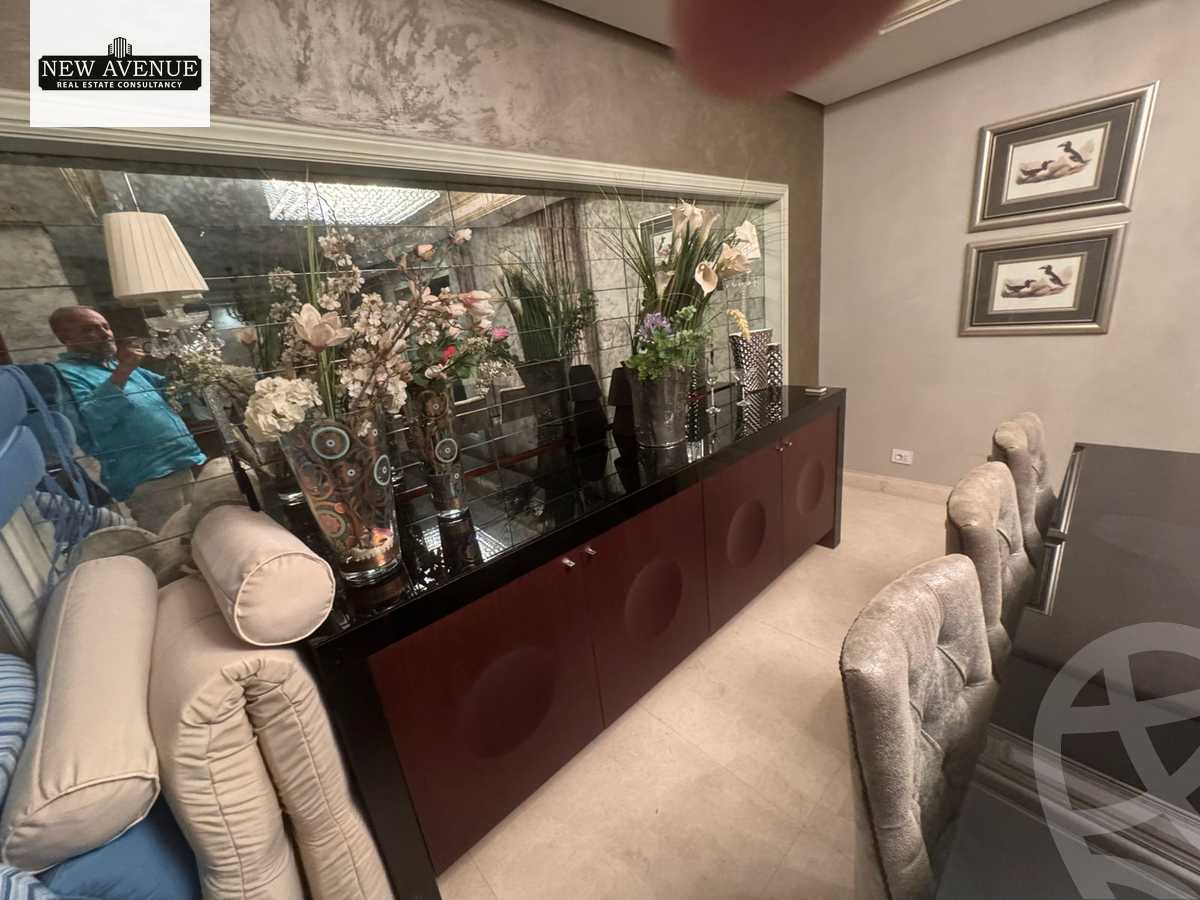 https://aqarmap.com.eg/en/listing/6434972-for-sale-cairo-el-sheikh-zayed-city-compounds-el-rabwa
