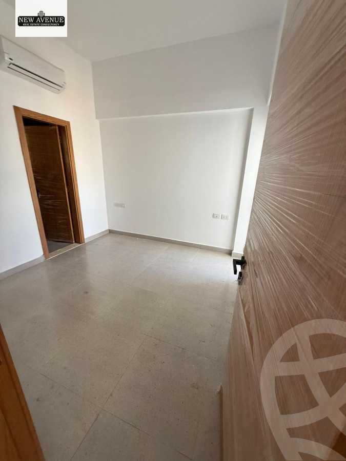 https://aqarmap.com.eg/ar/listing/6435276-for-sale-cairo-new-cairo-compounds-mwntn-fyw-y-syty-club-park-mountain-view-icity