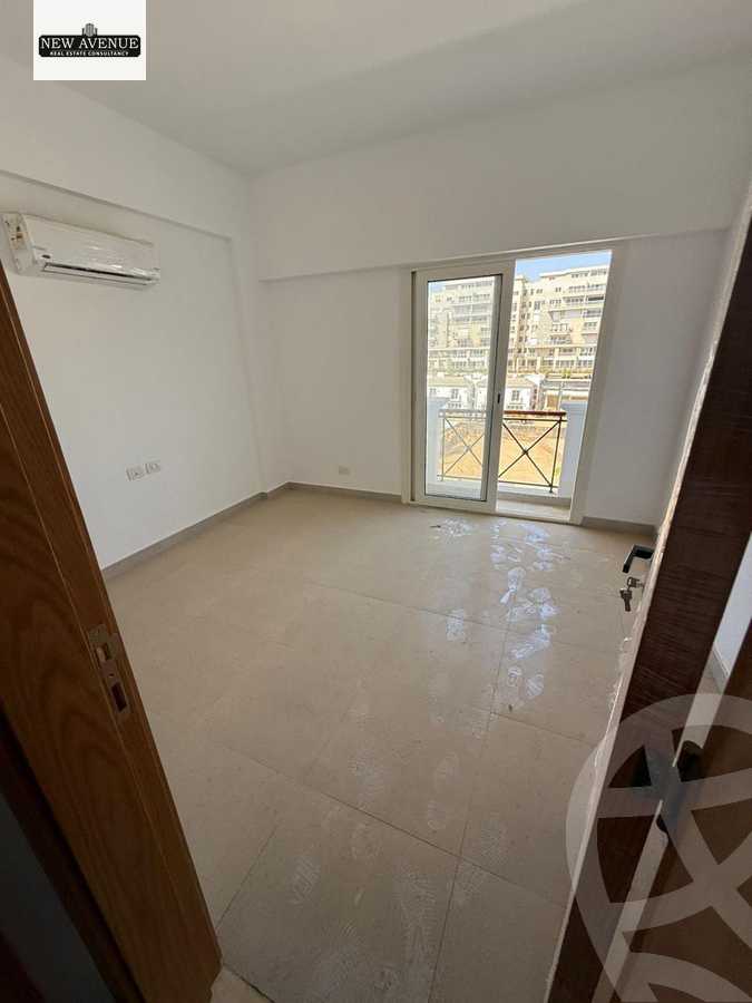 https://aqarmap.com.eg/ar/listing/6435276-for-sale-cairo-new-cairo-compounds-mwntn-fyw-y-syty-club-park-mountain-view-icity