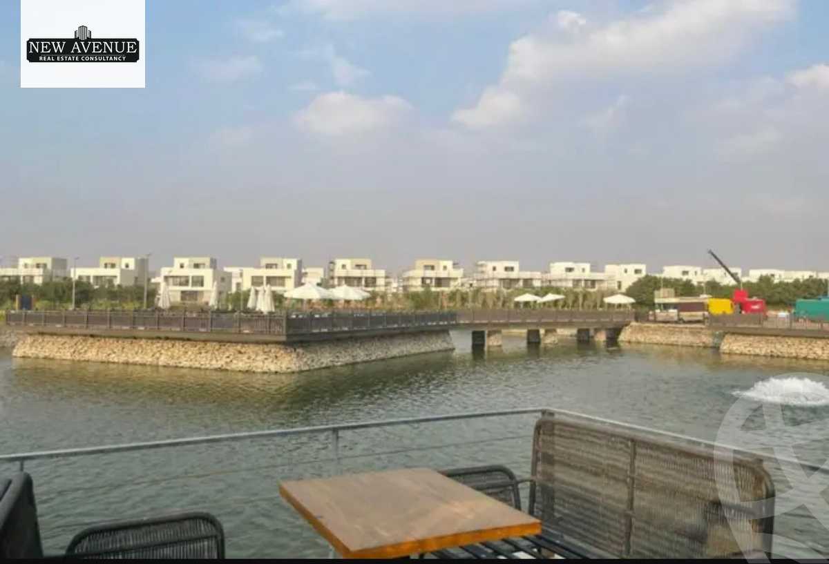 https://aqarmap.com.eg/ar/listing/6435373-for-sale-cairo-el-shorouk-compounds-al-burouj-compound-imkan