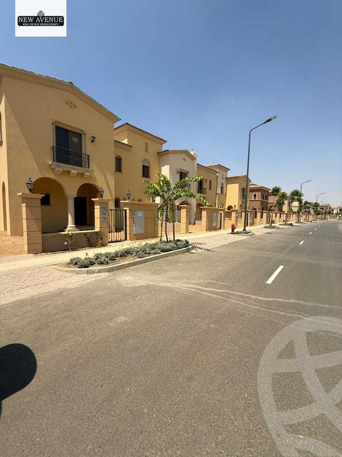 https://aqarmap.com.eg/en/listing/6435451-for-sale-cairo-new-cairo-compounds-city-gate-sapphire-city-gate