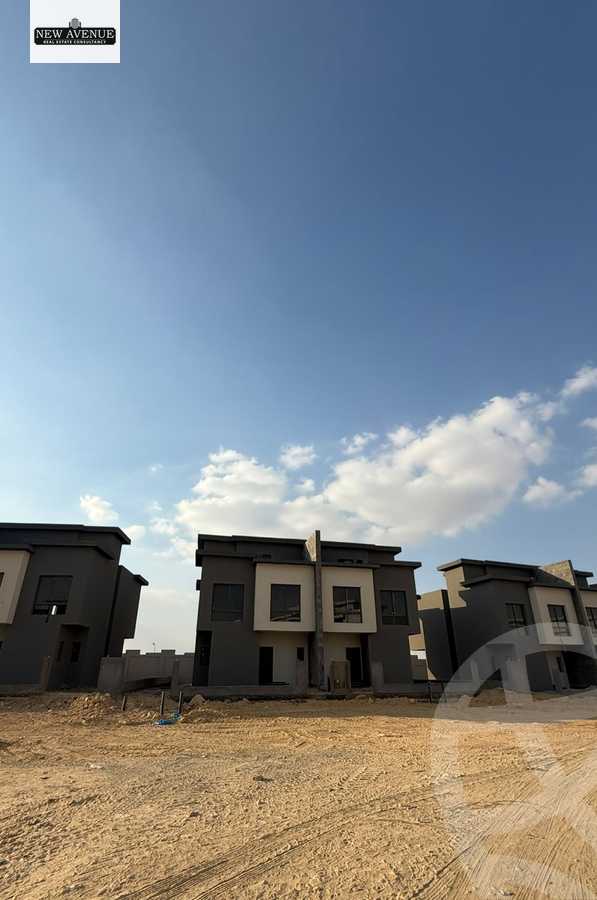 https://aqarmap.com.eg/ar/listing/6439285-for-sale-cairo-new-cairo-compounds-kmbwnd-kryk-twn-il-cazar