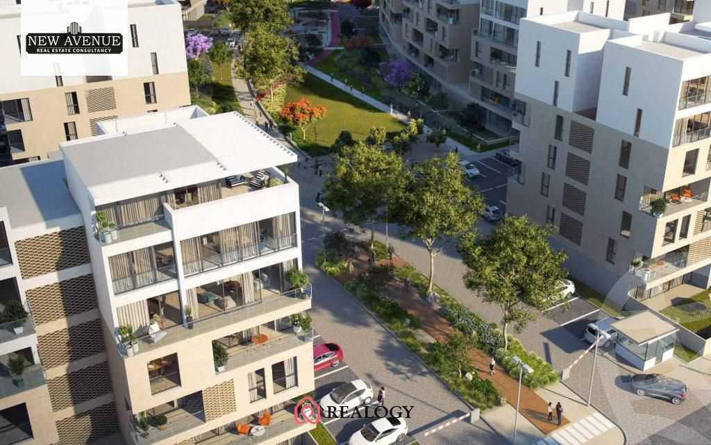 https://aqarmap.com.eg/ar/listing/6439351-for-sale-cairo-el-shorouk-compounds-al-burouj-compound-imkan
