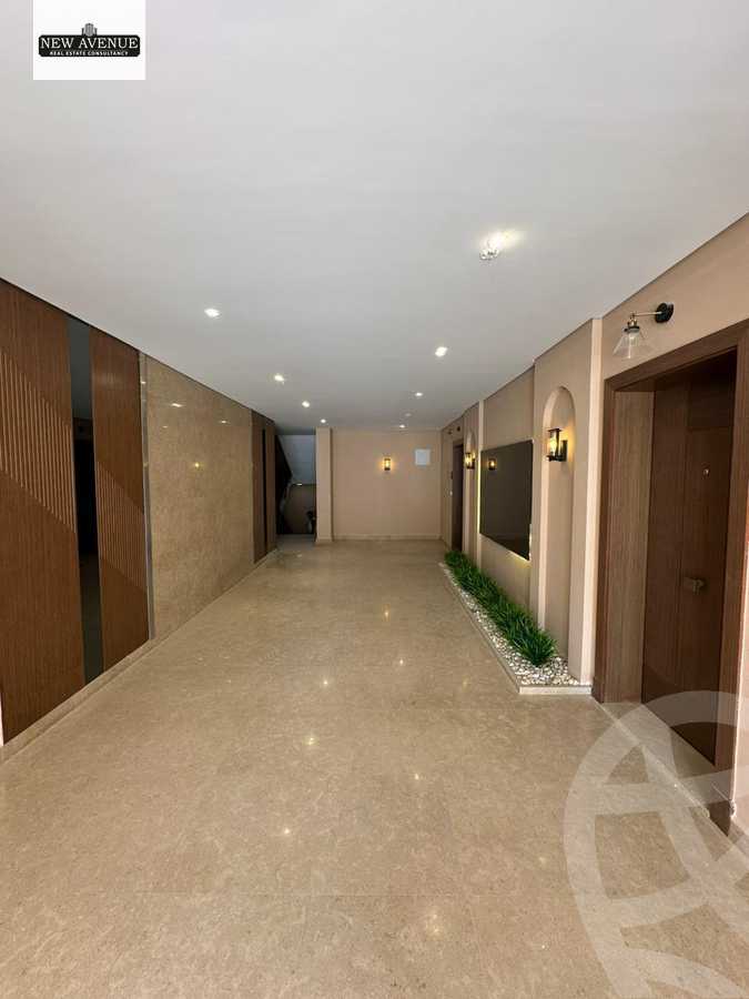 https://aqarmap.com.eg/en/listing/6443763-for-sale-cairo-el-sheikh-zayed-city-compounds-kmbwnd-fyldj-wyst-dr-llttwyr