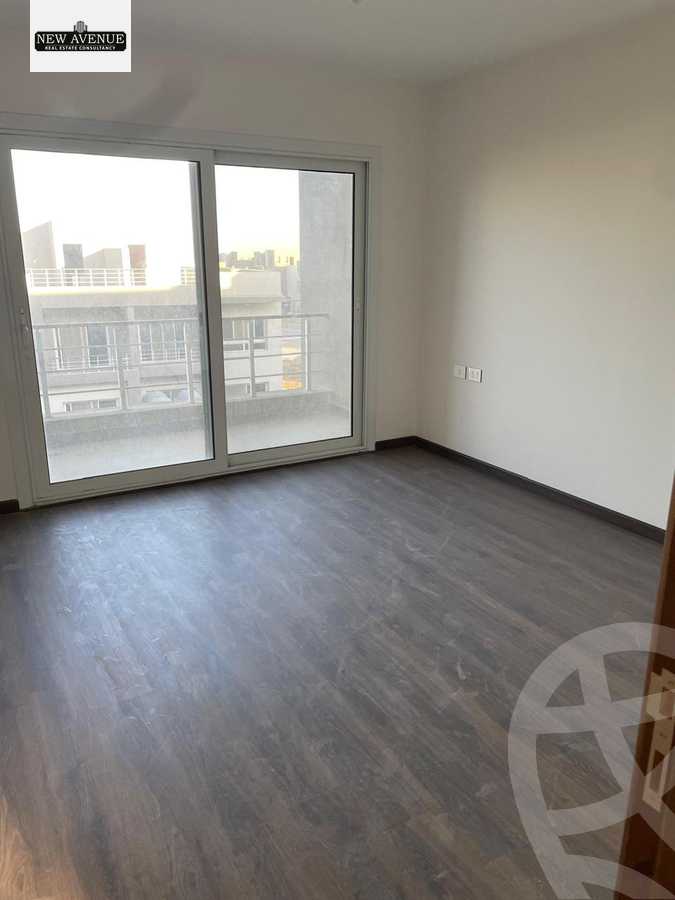 https://aqarmap.com.eg/en/listing/6443780-for-sale-cairo-el-sheikh-zayed-city-compounds-etapa