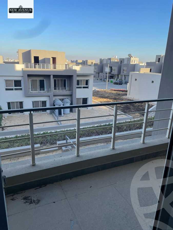 https://aqarmap.com.eg/en/listing/6443780-for-sale-cairo-el-sheikh-zayed-city-compounds-etapa