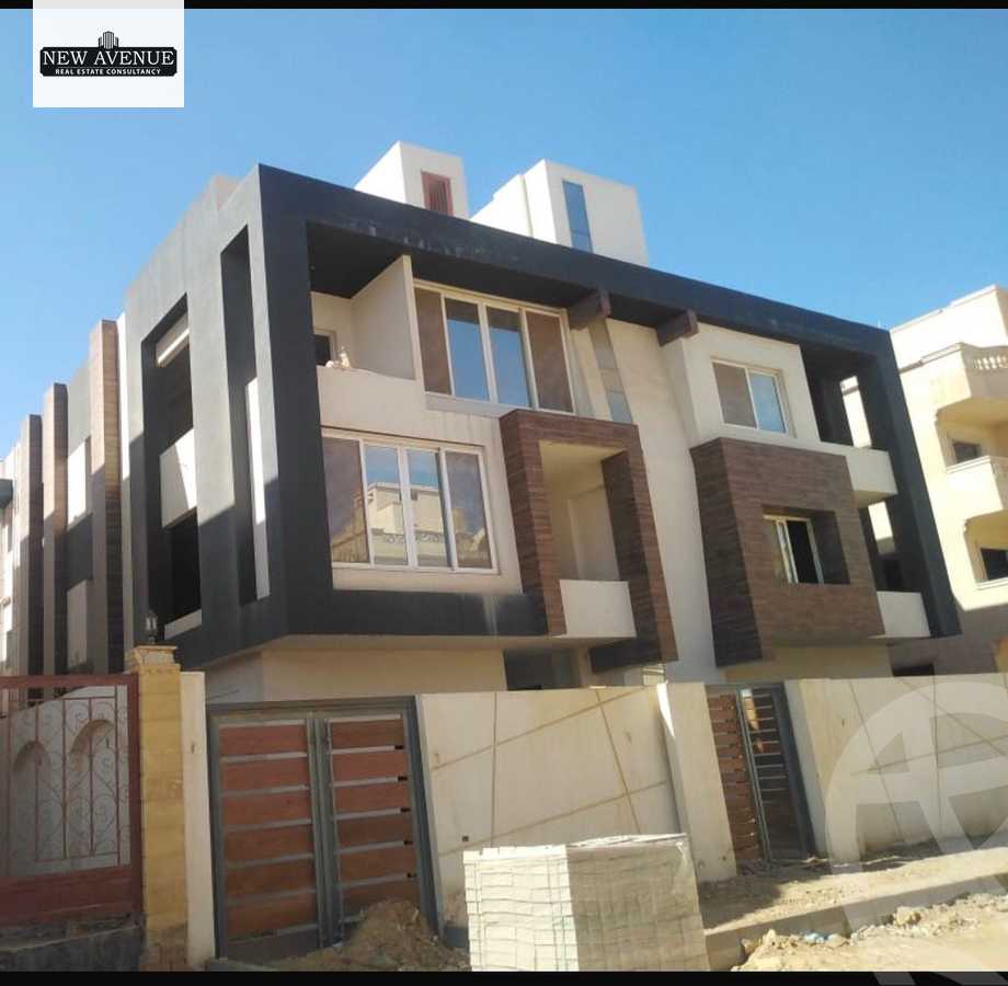 https://aqarmap.com.eg/en/listing/6444925-for-sale-cairo-new-cairo-compounds-el-koronfel-heights