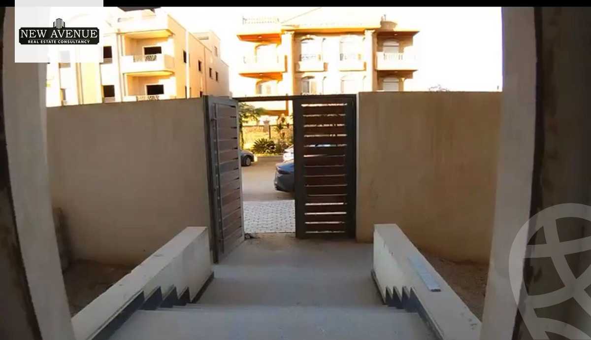 https://aqarmap.com.eg/en/listing/6444925-for-sale-cairo-new-cairo-compounds-el-koronfel-heights