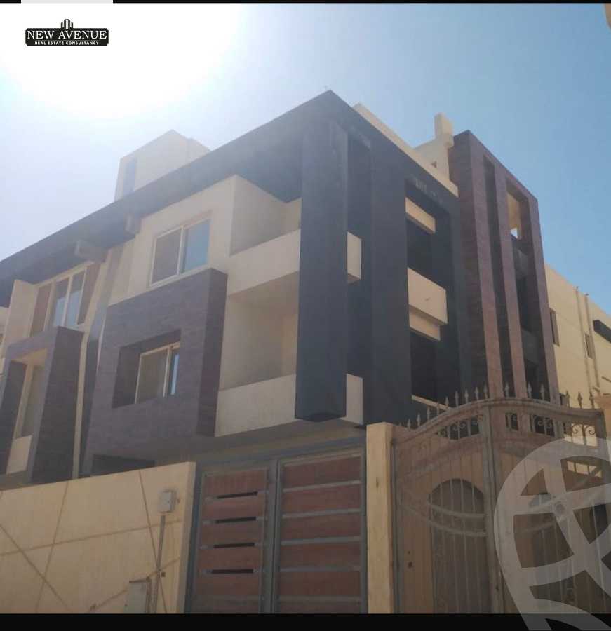 https://aqarmap.com.eg/en/listing/6444925-for-sale-cairo-new-cairo-compounds-el-koronfel-heights