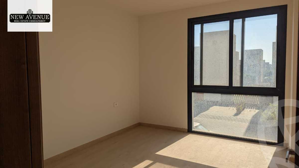 https://aqarmap.com.eg/en/listing/6445902-for-sale-cairo-el-shorouk-compounds-al-burouj-compound-imkan