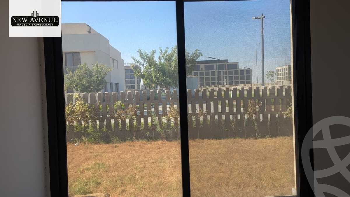 https://aqarmap.com.eg/en/listing/6445902-for-sale-cairo-el-shorouk-compounds-al-burouj-compound-imkan