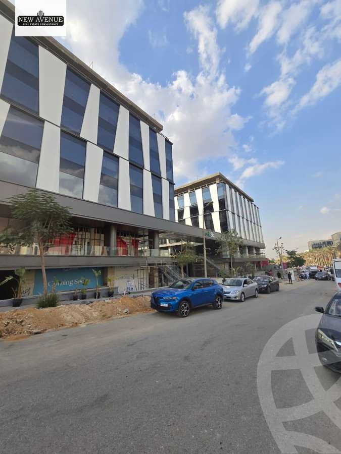 https://aqarmap.com.eg/en/listing/6446472-for-rent-cairo-new-cairo-compounds-hyde-park-centre-ville-hyde-park