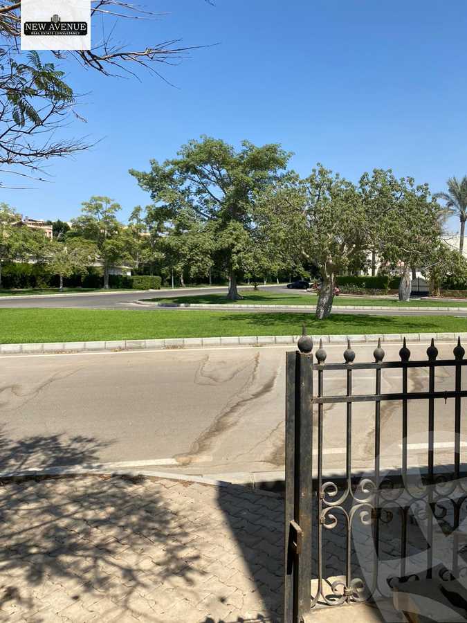 https://aqarmap.com.eg/en/listing/6447603-for-sale-cairo-el-shorouk-compounds-may-fair