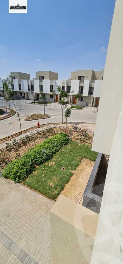https://aqarmap.com.eg/en/listing/6450369-for-sale-cairo-el-shorouk-compounds-al-burouj-compound-imkan