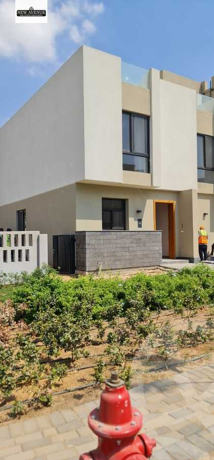 https://aqarmap.com.eg/en/listing/6450369-for-sale-cairo-el-shorouk-compounds-al-burouj-compound-imkan