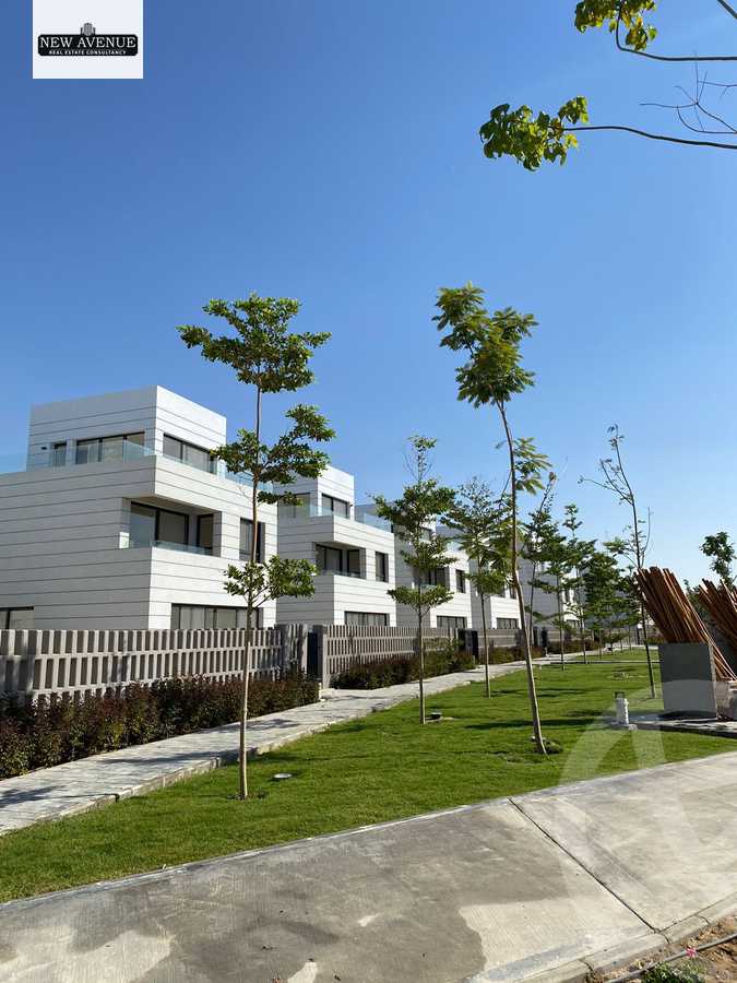 https://aqarmap.com.eg/en/listing/6450369-for-sale-cairo-el-shorouk-compounds-al-burouj-compound-imkan