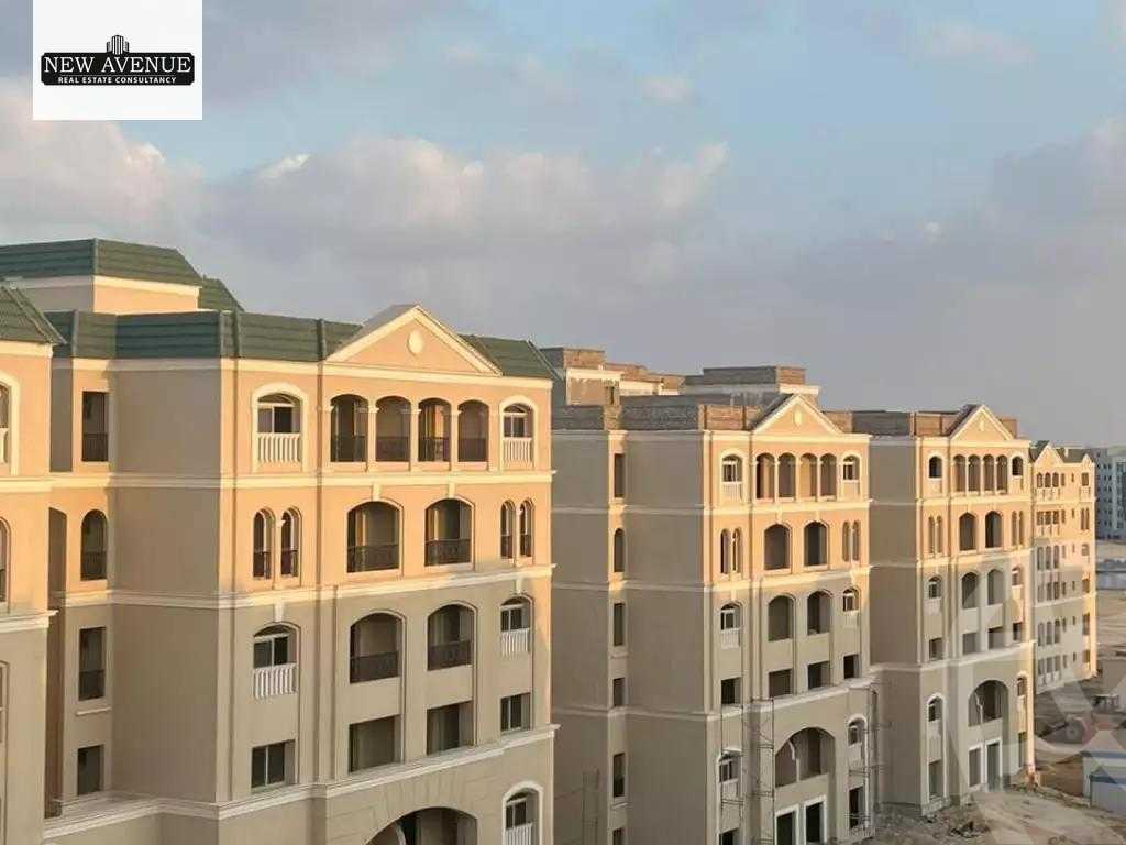 https://aqarmap.com.eg/en/listing/6450600-for-sale-cairo-new-cairo-lmstqbl-syty-compounds-lavenir