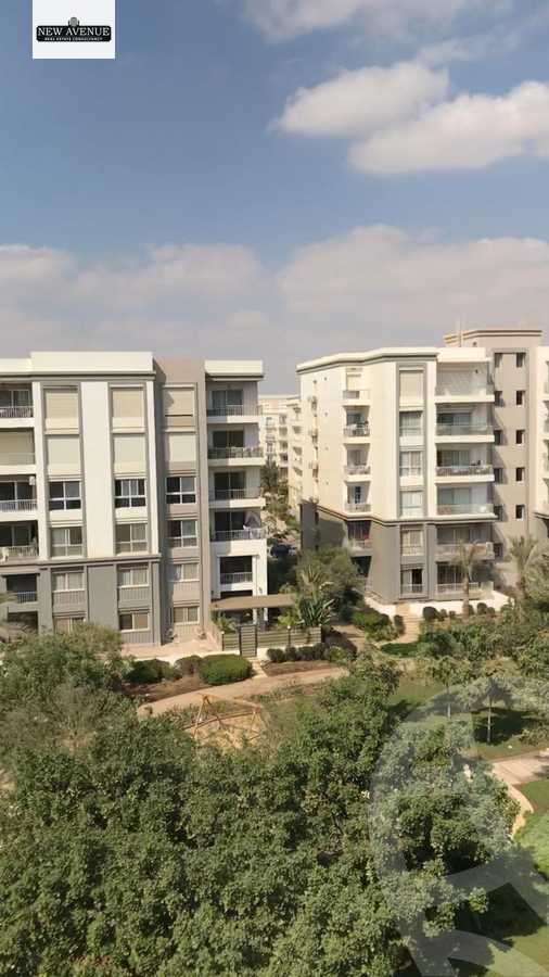 https://aqarmap.com.eg/en/listing/6452455-for-sale-cairo-new-cairo-compounds-hyde-park-centre-ville-hyde-park