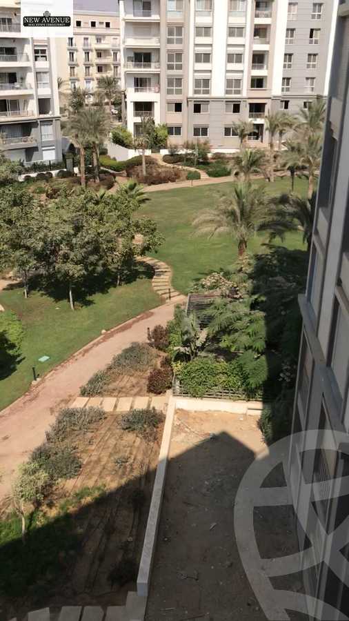 https://aqarmap.com.eg/en/listing/6452455-for-sale-cairo-new-cairo-compounds-hyde-park-centre-ville-hyde-park