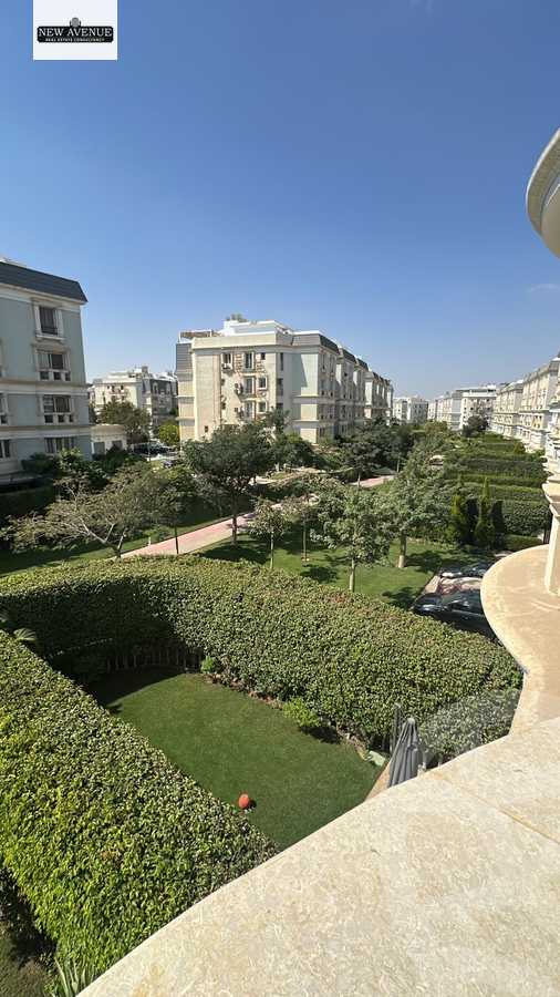 https://aqarmap.com.eg/en/listing/6452622-for-sale-cairo-new-cairo-compounds-mountain-view-hyde-park