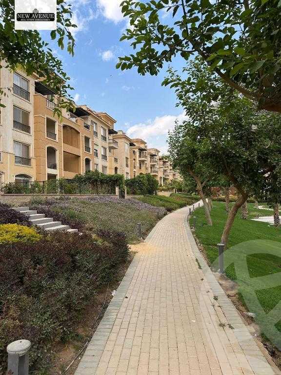 https://aqarmap.com.eg/en/listing/6452709-for-sale-cairo-new-cairo-compounds-stwn-ryzydns-by-ar-y-llttwyr