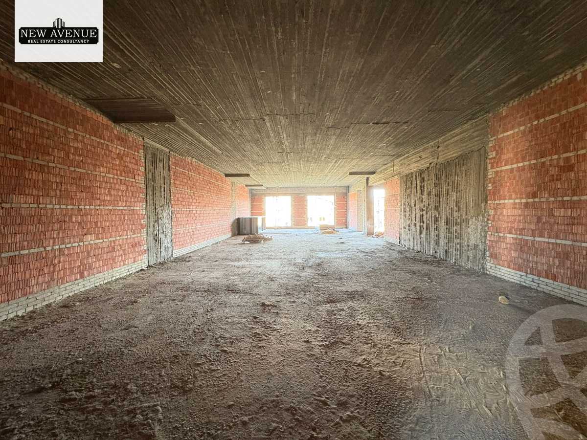 https://aqarmap.com.eg/en/listing/6452963-for-sale-cairo-new-cairo-compounds-the-view-waterway