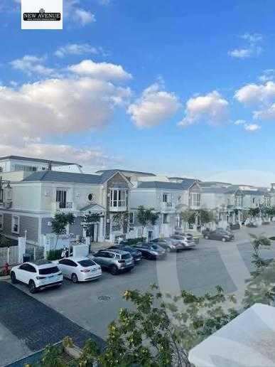 https://aqarmap.com.eg/en/listing/6453898-for-sale-cairo-new-cairo-compounds-mountain-view1-1-compound