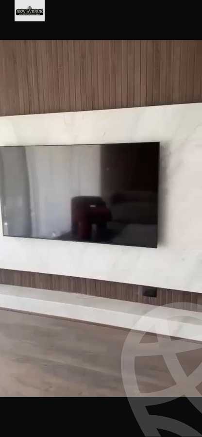 https://aqarmap.com.eg/en/listing/6453943-for-sale-cairo-new-cairo-compounds-lakeview-residence