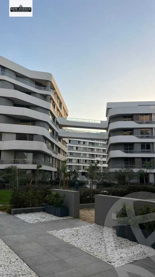https://aqarmap.com.eg/ar/listing/6454350-for-sale-cairo-new-cairo-lmstqbl-syty-compounds-bloomfields