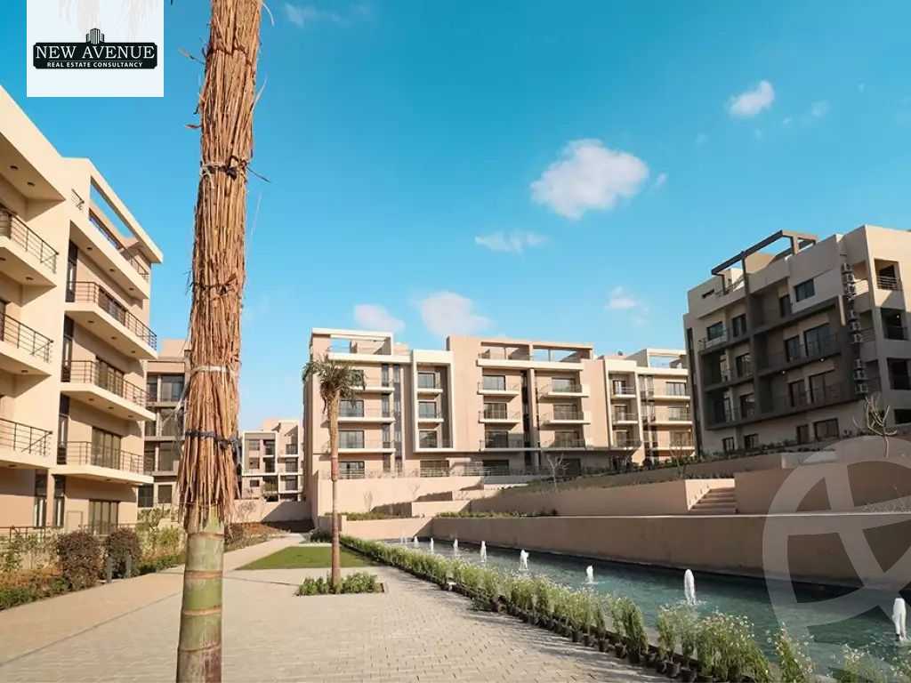 https://aqarmap.com.eg/en/listing/6457538-for-sale-cairo-new-cairo-compounds-fifth-square