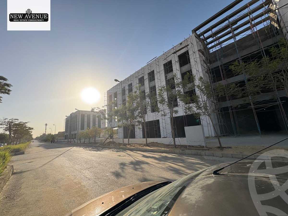 https://aqarmap.com.eg/en/listing/6457929-for-sale-cairo-new-cairo-compounds-the-view-waterway