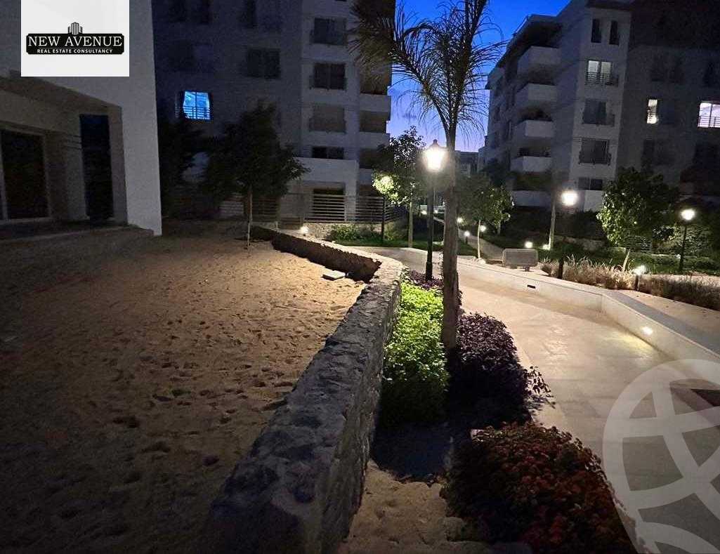 https://aqarmap.com.eg/ar/listing/6459971-for-sale-cairo-new-cairo-compounds-hyde-park-hpr-hyde-park