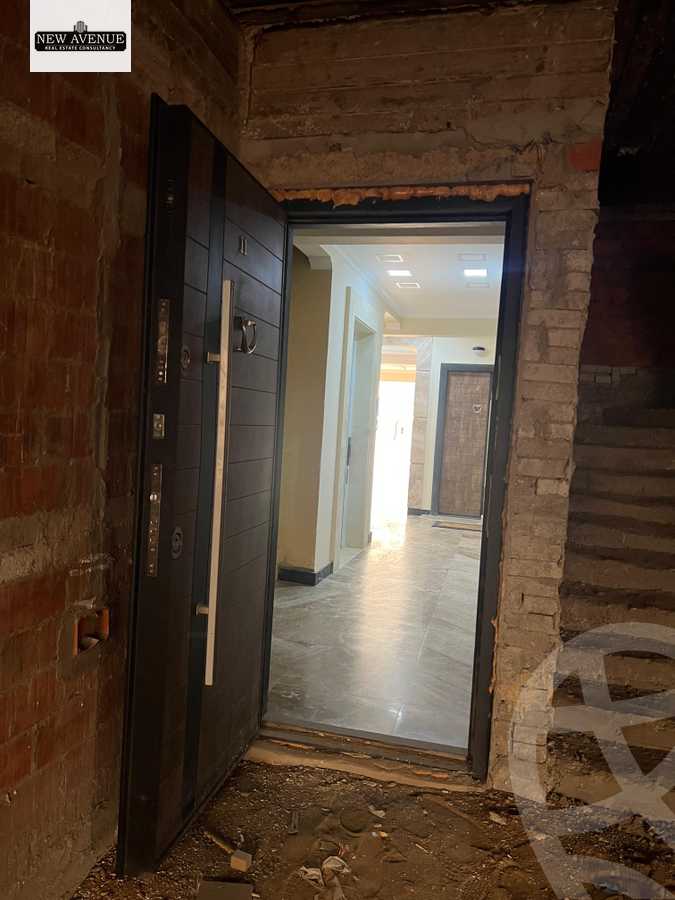 https://aqarmap.com.eg/en/listing/6460085-for-sale-cairo-el-shorouk-compounds-maadi-view