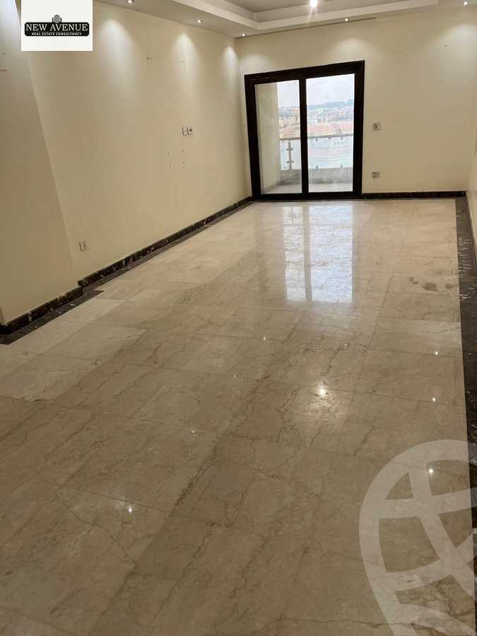 https://aqarmap.com.eg/en/listing/6470461-for-sale-cairo-new-cairo-compounds-byrl-d-rw