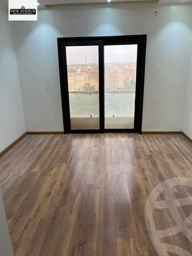 https://aqarmap.com.eg/en/listing/6470461-for-sale-cairo-new-cairo-compounds-byrl-d-rw