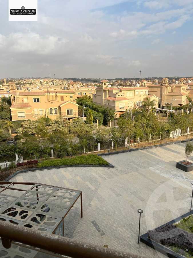 https://aqarmap.com.eg/en/listing/6470461-for-sale-cairo-new-cairo-compounds-byrl-d-rw