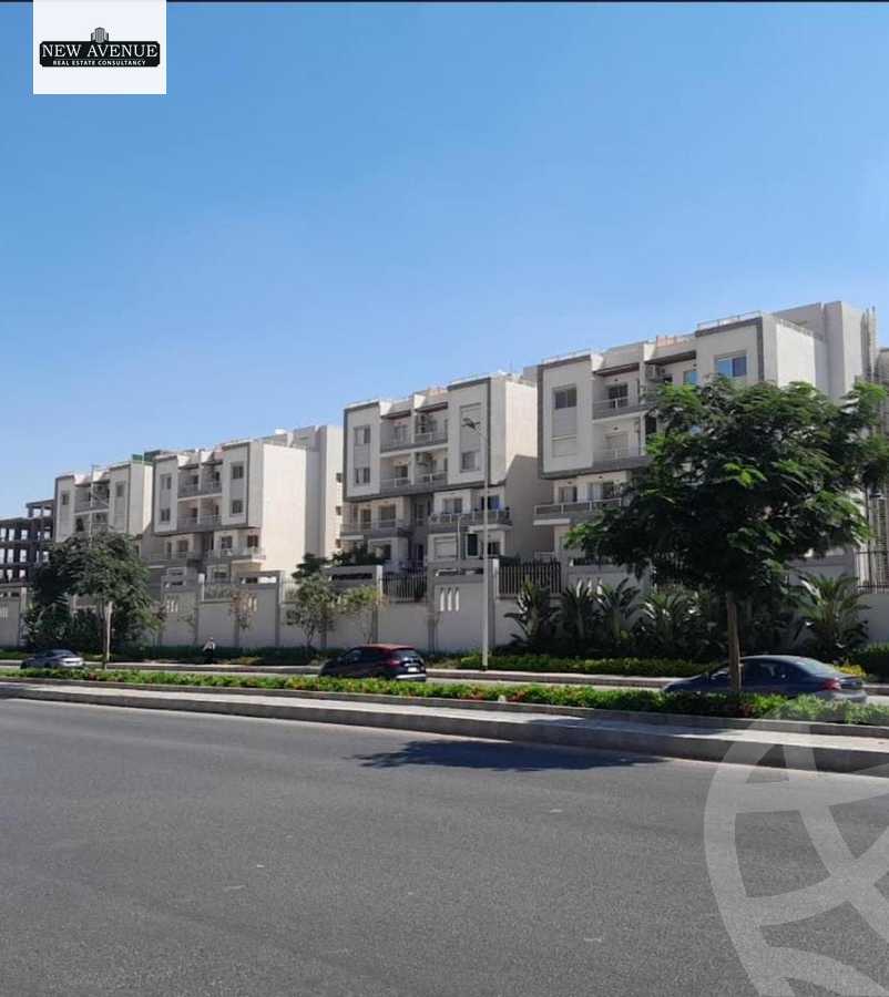 https://aqarmap.com.eg/ar/listing/6479342-for-sale-cairo-new-cairo-compounds-jyd