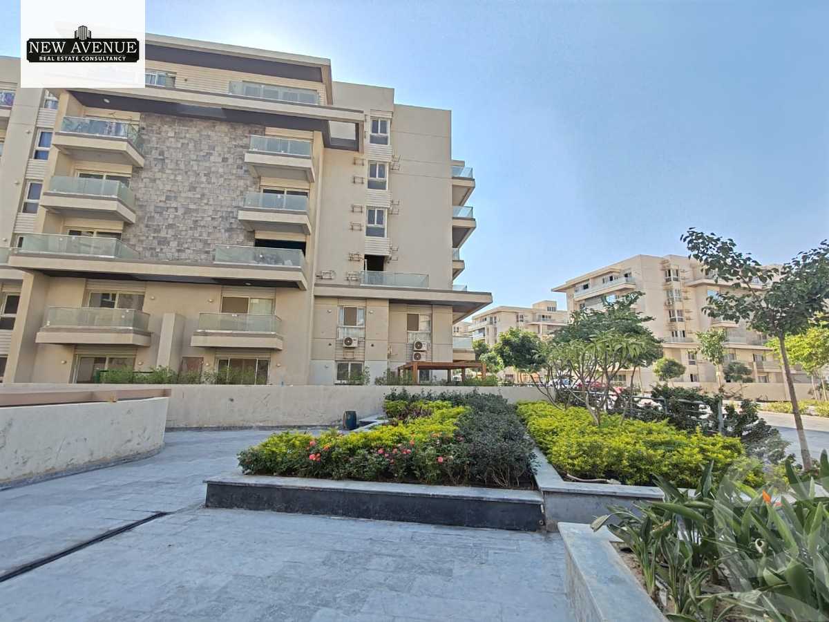 https://aqarmap.com.eg/ar/listing/6484335-for-sale-cairo-new-cairo-compounds-mwntn-fyw-y-syty-club-park-mountain-view-icity