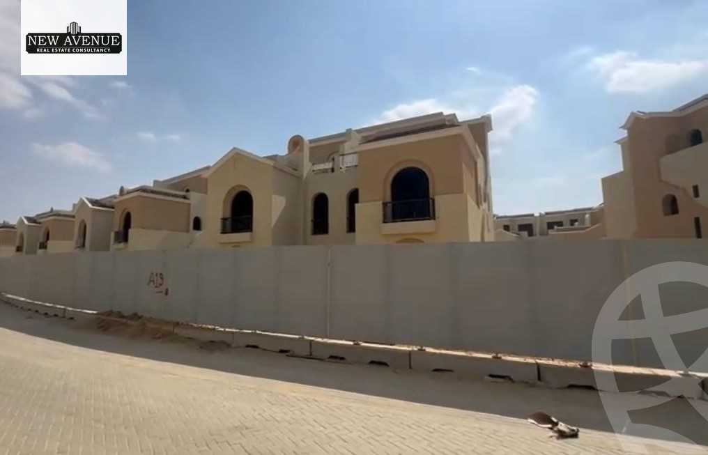 https://aqarmap.com.eg/en/listing/6487399-for-sale-cairo-new-cairo-compounds-sarai-cavana-springs-carai