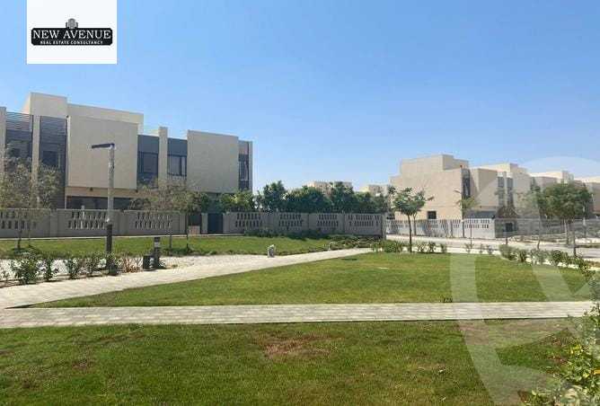 https://aqarmap.com.eg/en/listing/6489261-for-sale-cairo-el-shorouk-compounds-al-burouj-compound-imkan