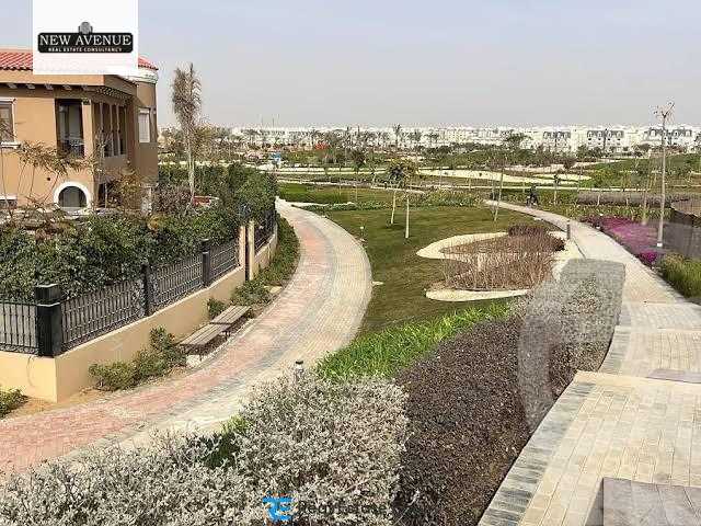 https://aqarmap.com.eg/en/listing/6489275-for-sale-cairo-new-cairo-compounds-hyde-park-centre-ville-hyde-park