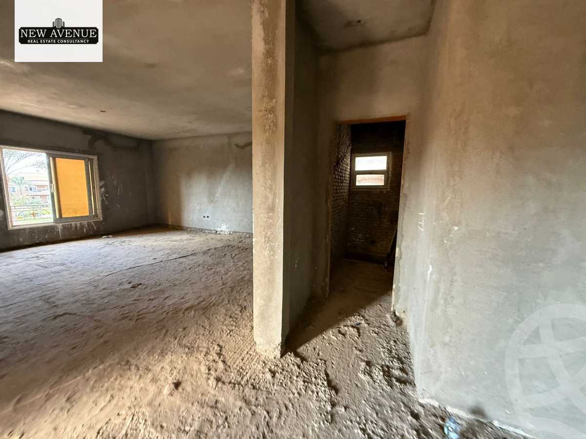 https://aqarmap.com.eg/en/listing/6497971-for-sale-cairo-new-cairo-compounds-les-rois