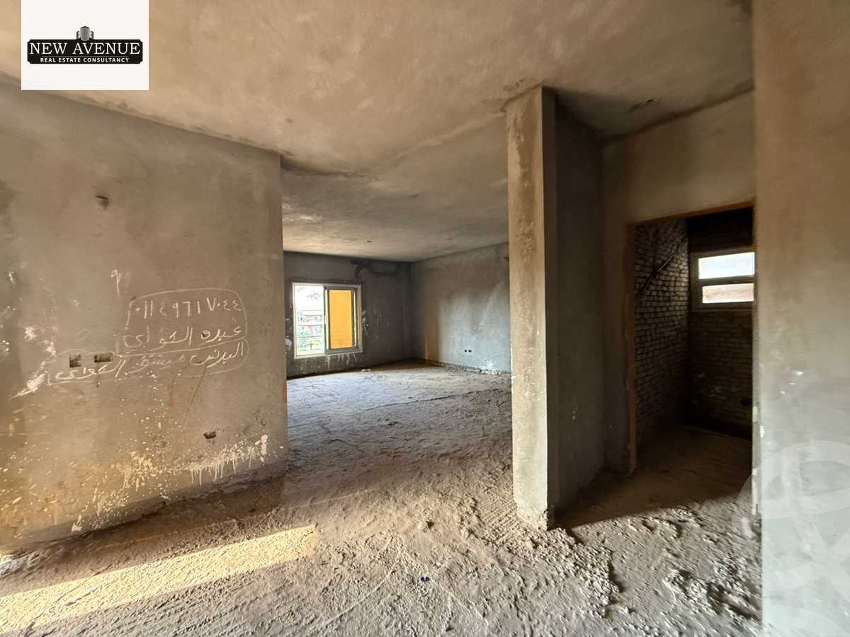 https://aqarmap.com.eg/en/listing/6497971-for-sale-cairo-new-cairo-compounds-les-rois