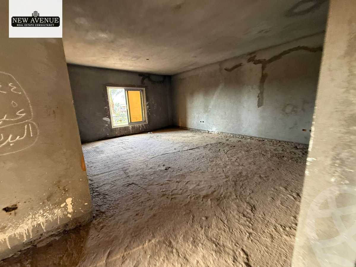 https://aqarmap.com.eg/en/listing/6497971-for-sale-cairo-new-cairo-compounds-les-rois