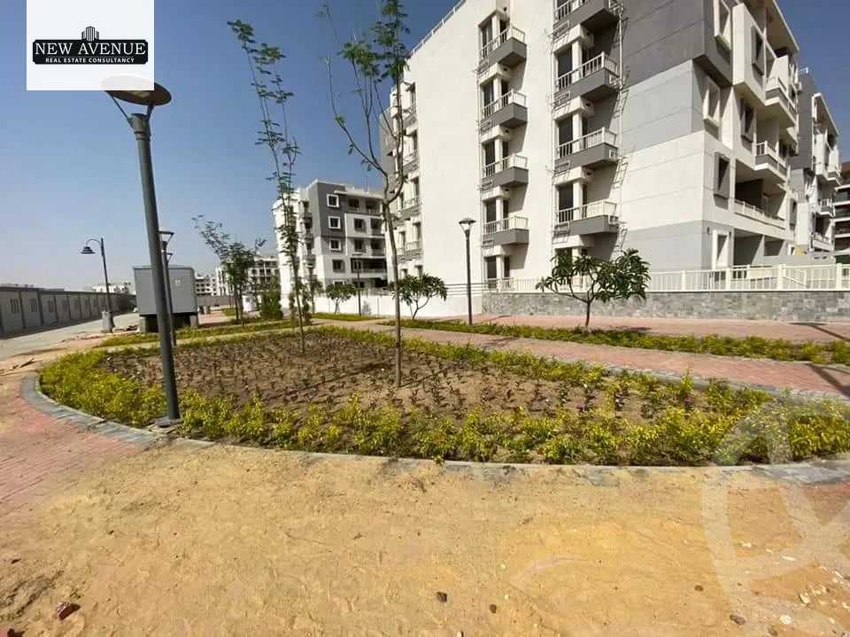 https://aqarmap.com.eg/en/listing/6508228-for-sale-cairo-new-cairo-compounds-jyd